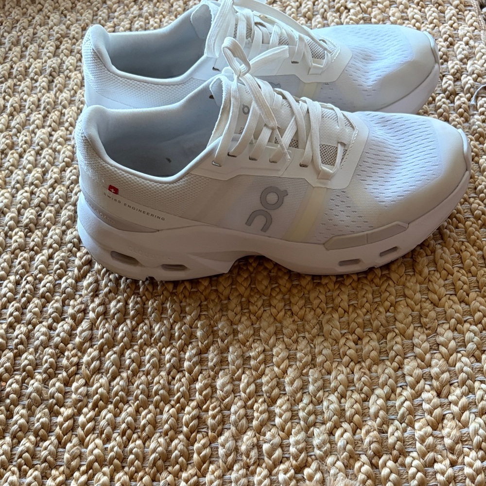 ON Women's White Sneakers